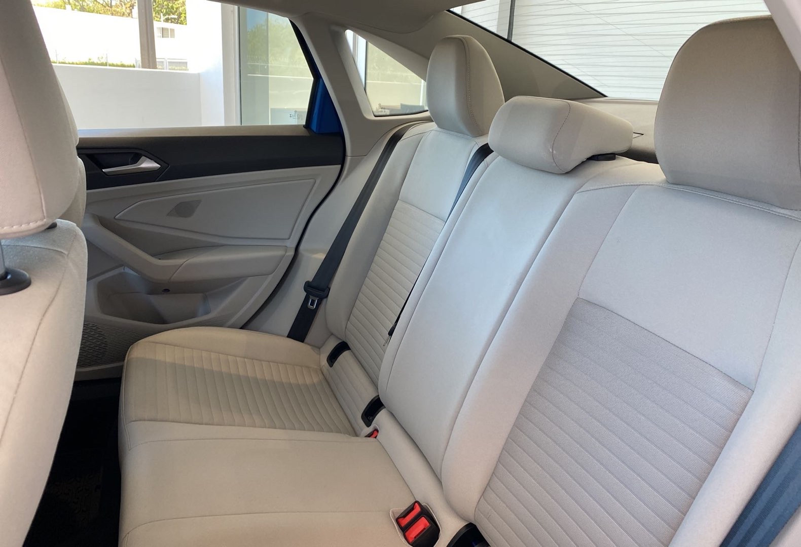 https://assets.dealerappcenter.com/dealergroups/336/vehicles/249948/k6ooNy.jpg