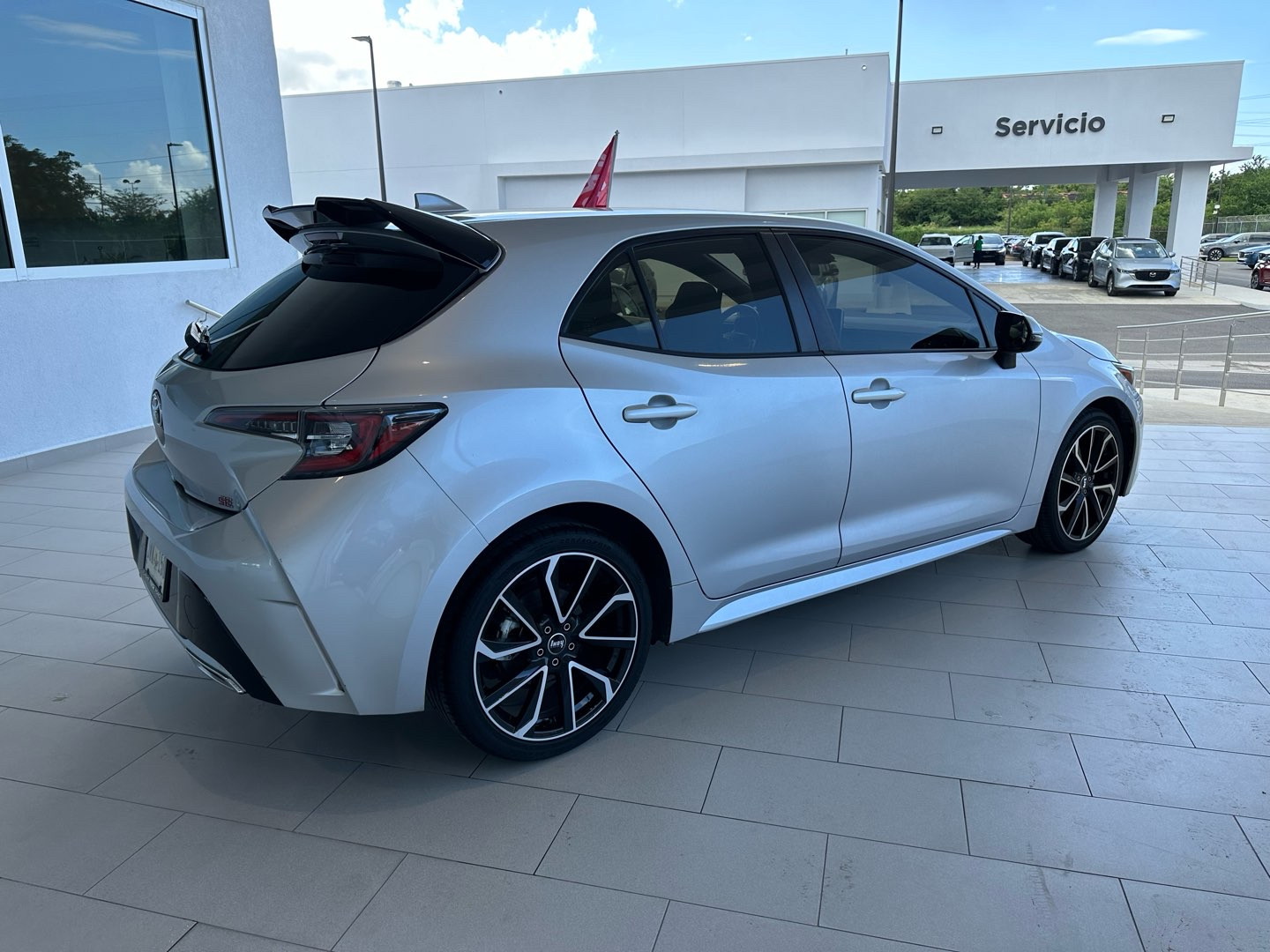 https://assets.dealerappcenter.com/dealergroups/336/vehicles/262126/TzSsLY.jpg