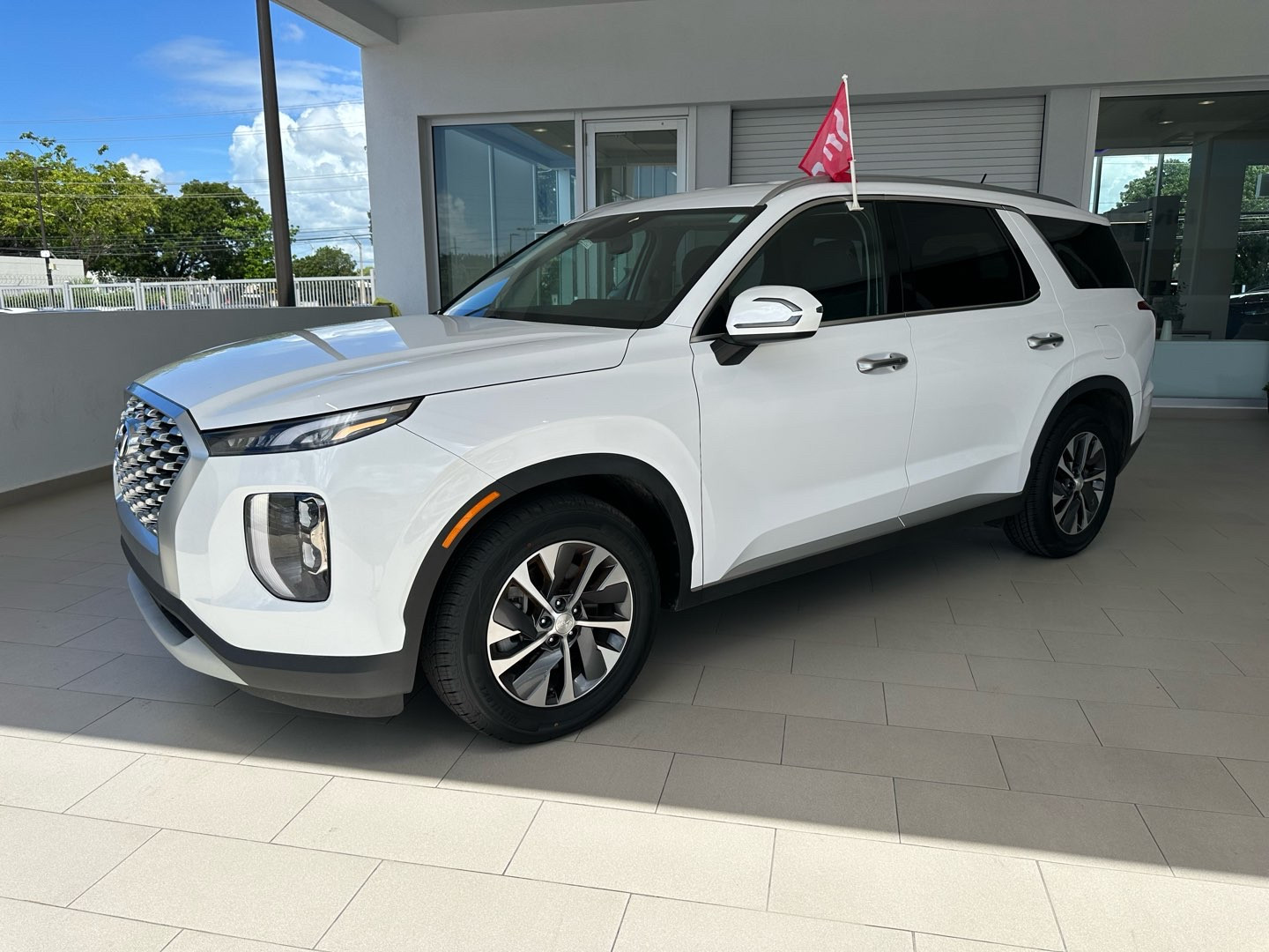 https://assets.dealerappcenter.com/dealergroups/336/vehicles/262130/BWoqt7.jpg
