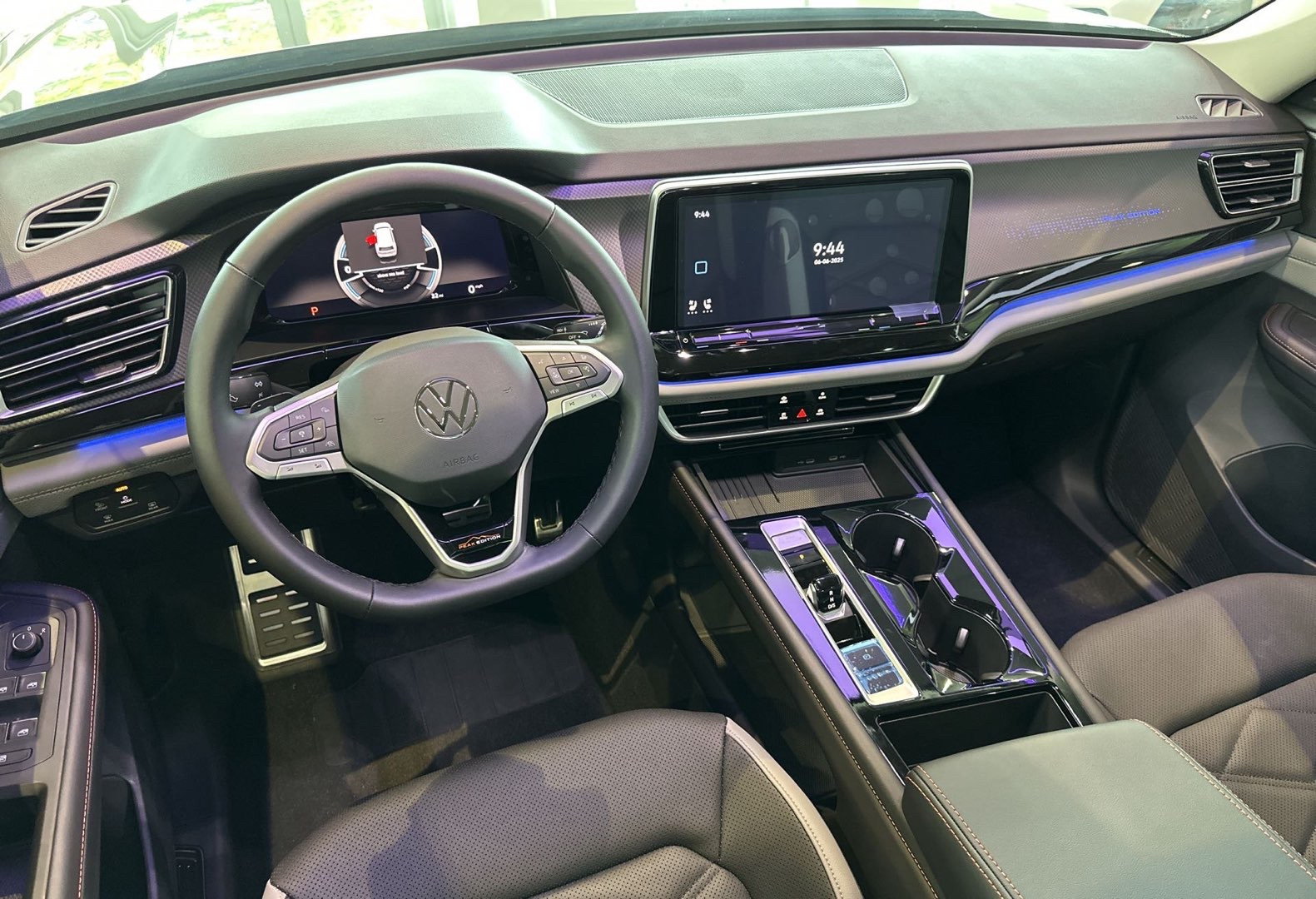 https://assets.dealerappcenter.com/dealergroups/336/vehicles/276075/LgdXdl.jpg