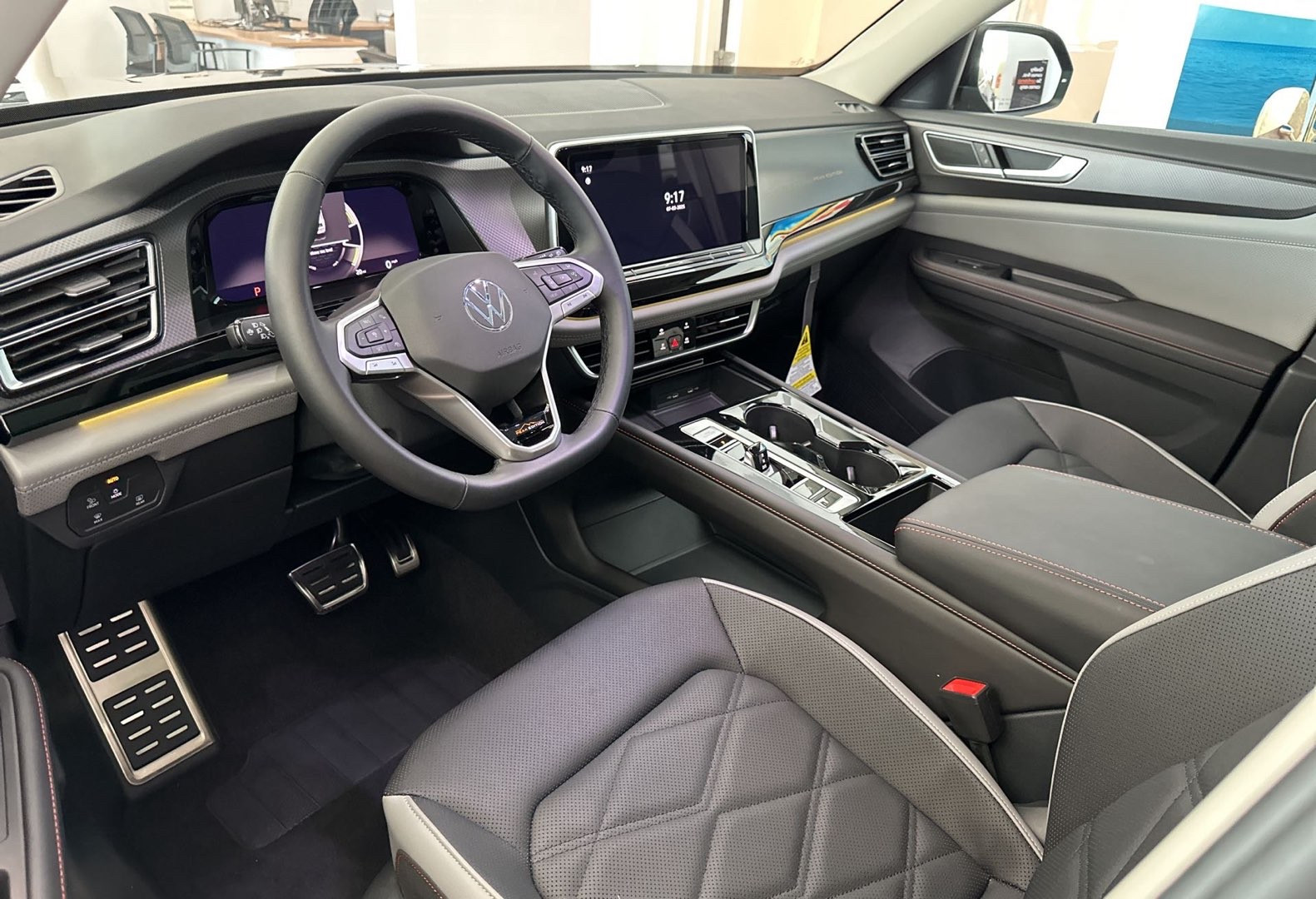 https://assets.dealerappcenter.com/dealergroups/336/vehicles/276164/wJo3dr.jpg