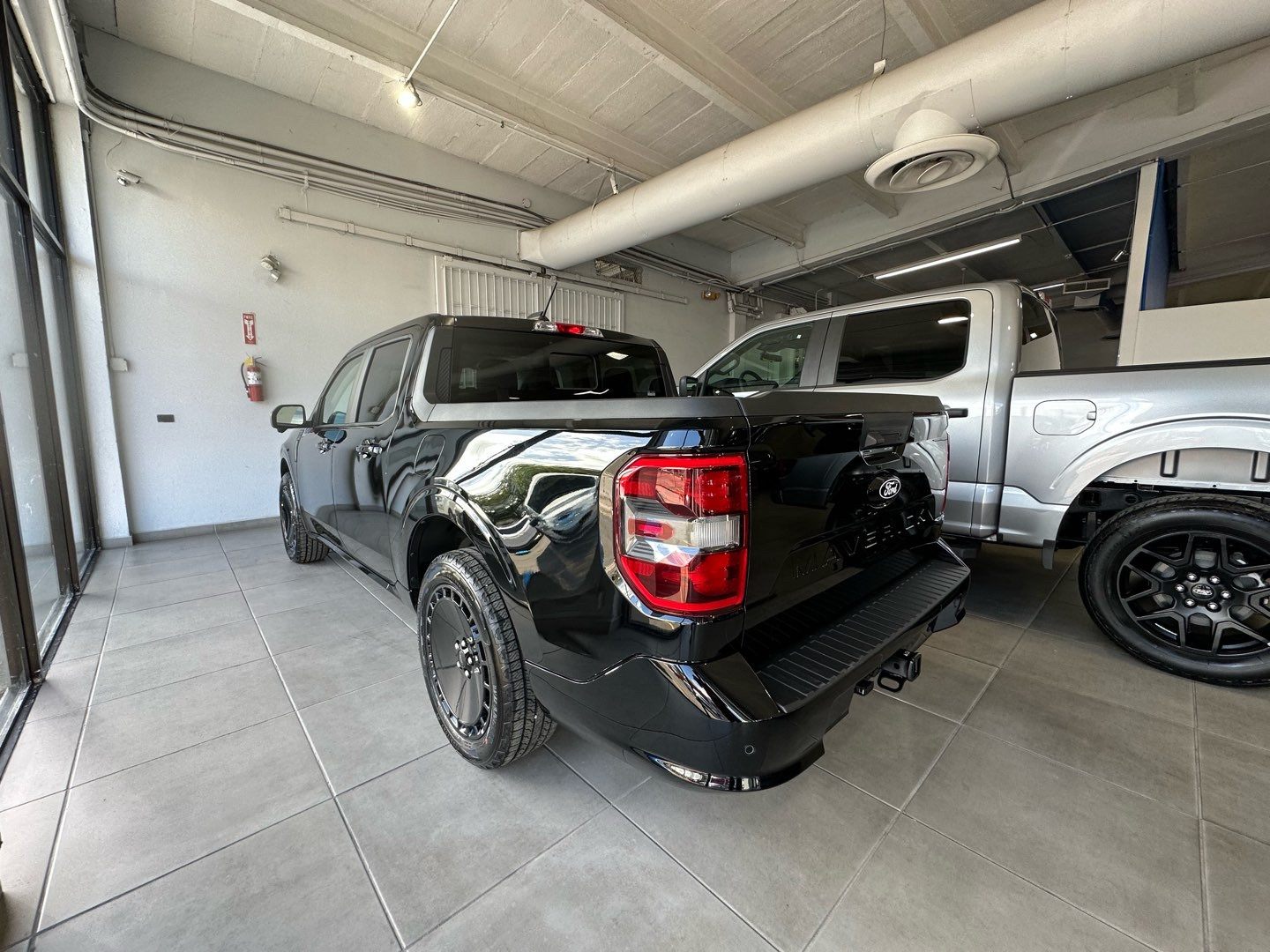 https://assets.dealerappcenter.com/dealergroups/336/vehicles/299875/Mug1SI.jpg
