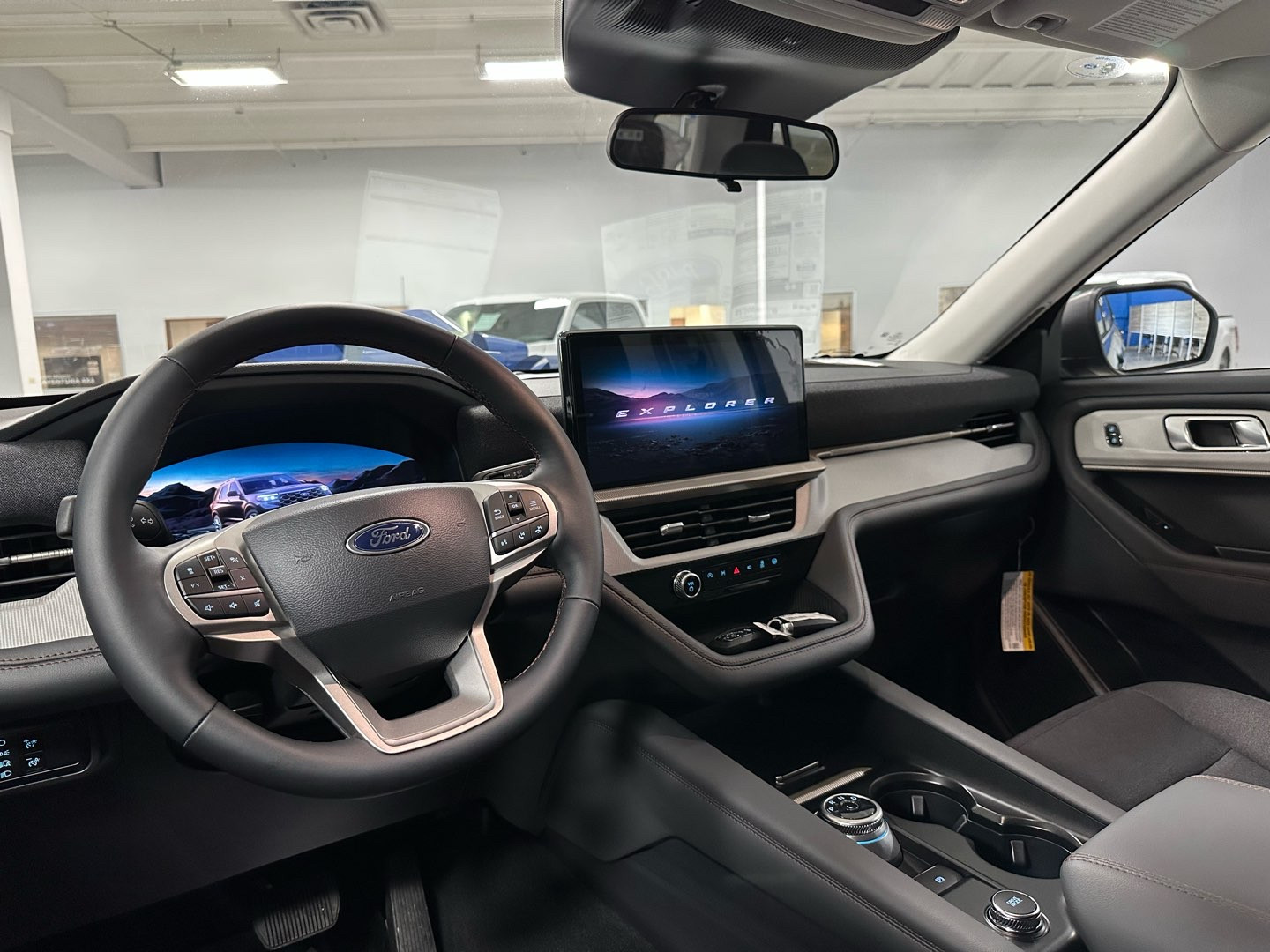 https://assets.dealerappcenter.com/dealergroups/336/vehicles/302325/p0D66L.jpg