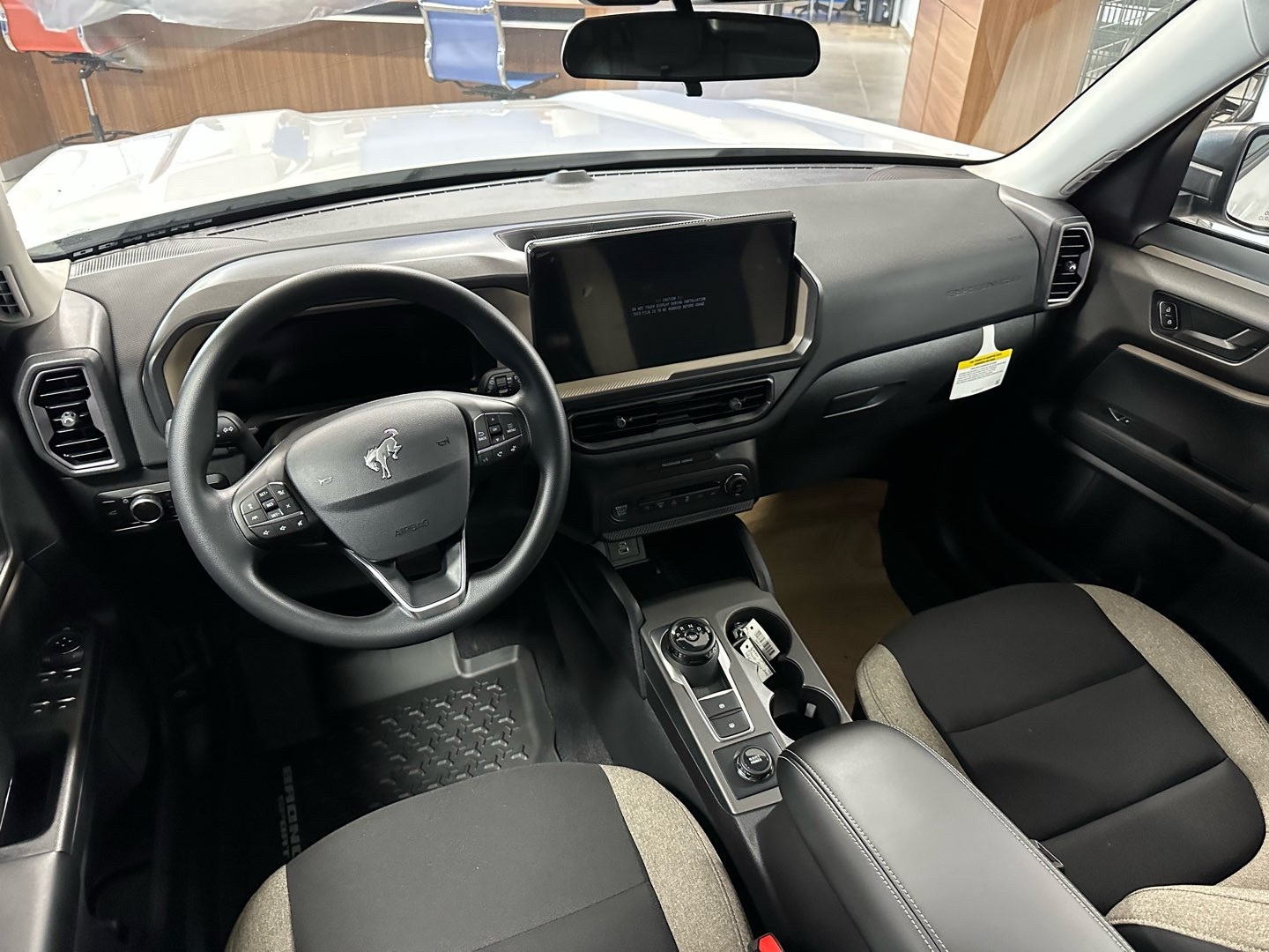 https://assets.dealerappcenter.com/dealergroups/336/vehicles/304810/me1tVO.jpg