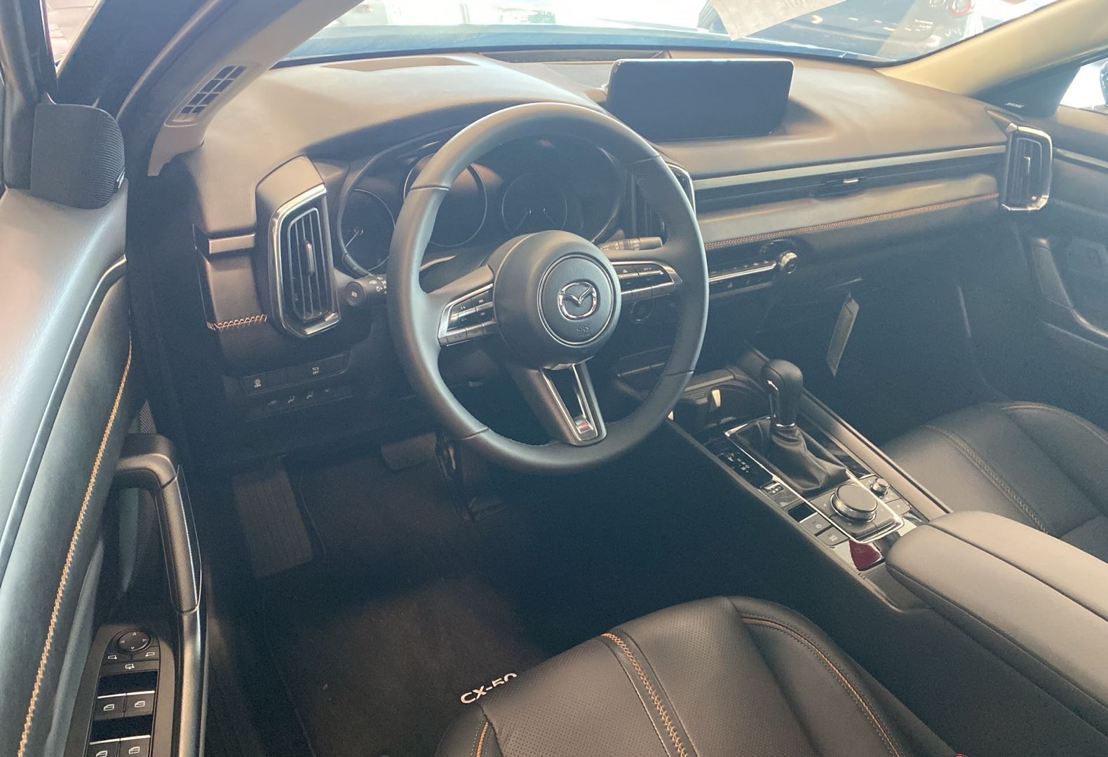 https://assets.dealerappcenter.com/dealergroups/336/vehicles/308813/hq8pDi.jpg