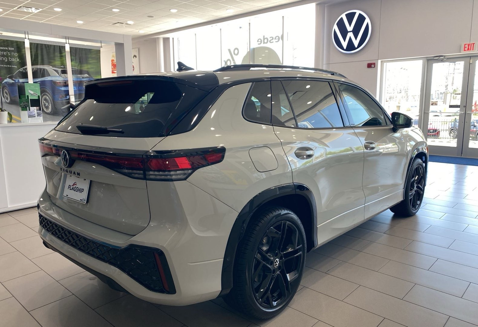 https://assets.dealerappcenter.com/dealergroups/336/vehicles/312715/5pj5e0.jpg