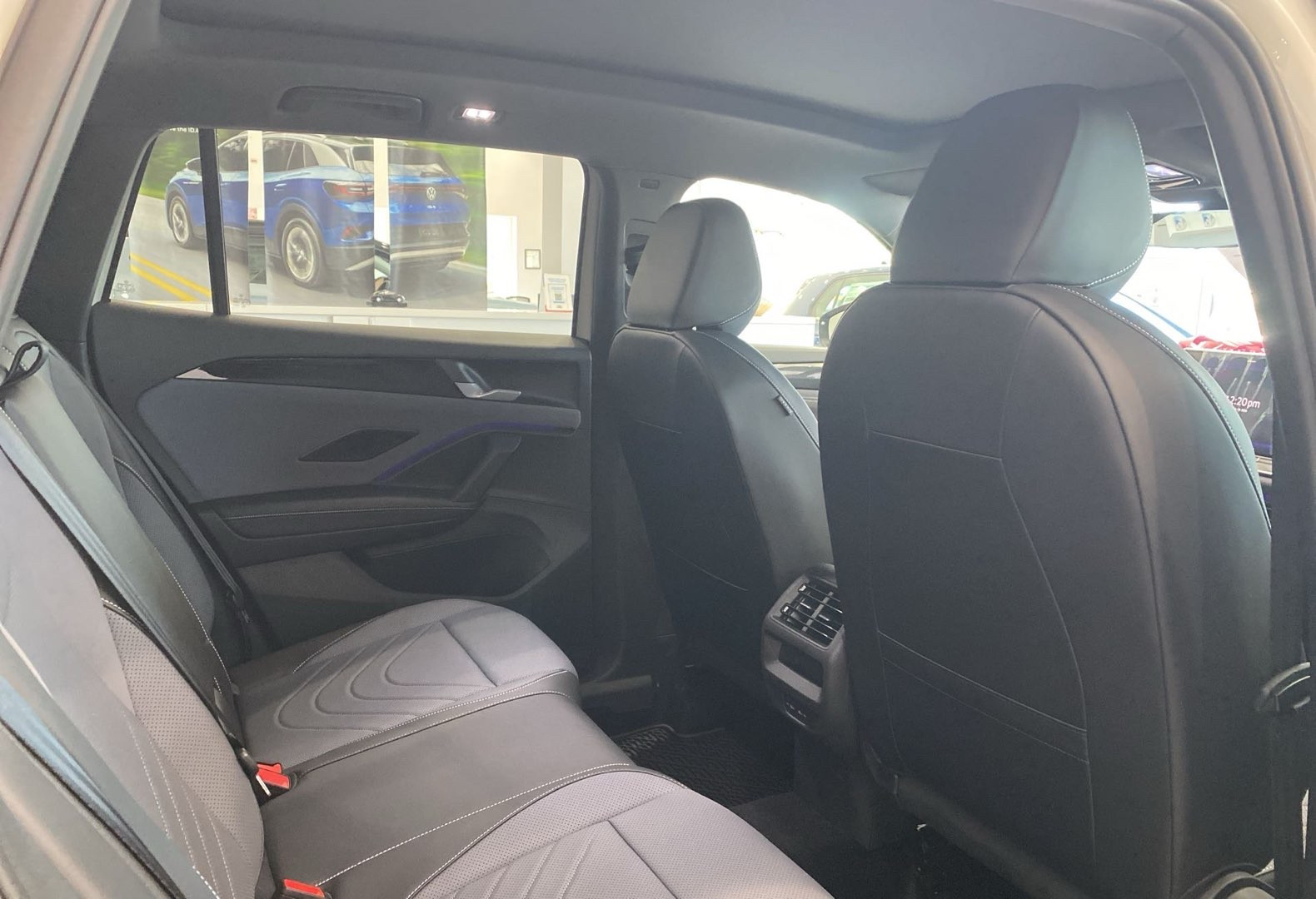 https://assets.dealerappcenter.com/dealergroups/336/vehicles/312715/Kvc5ak.jpg