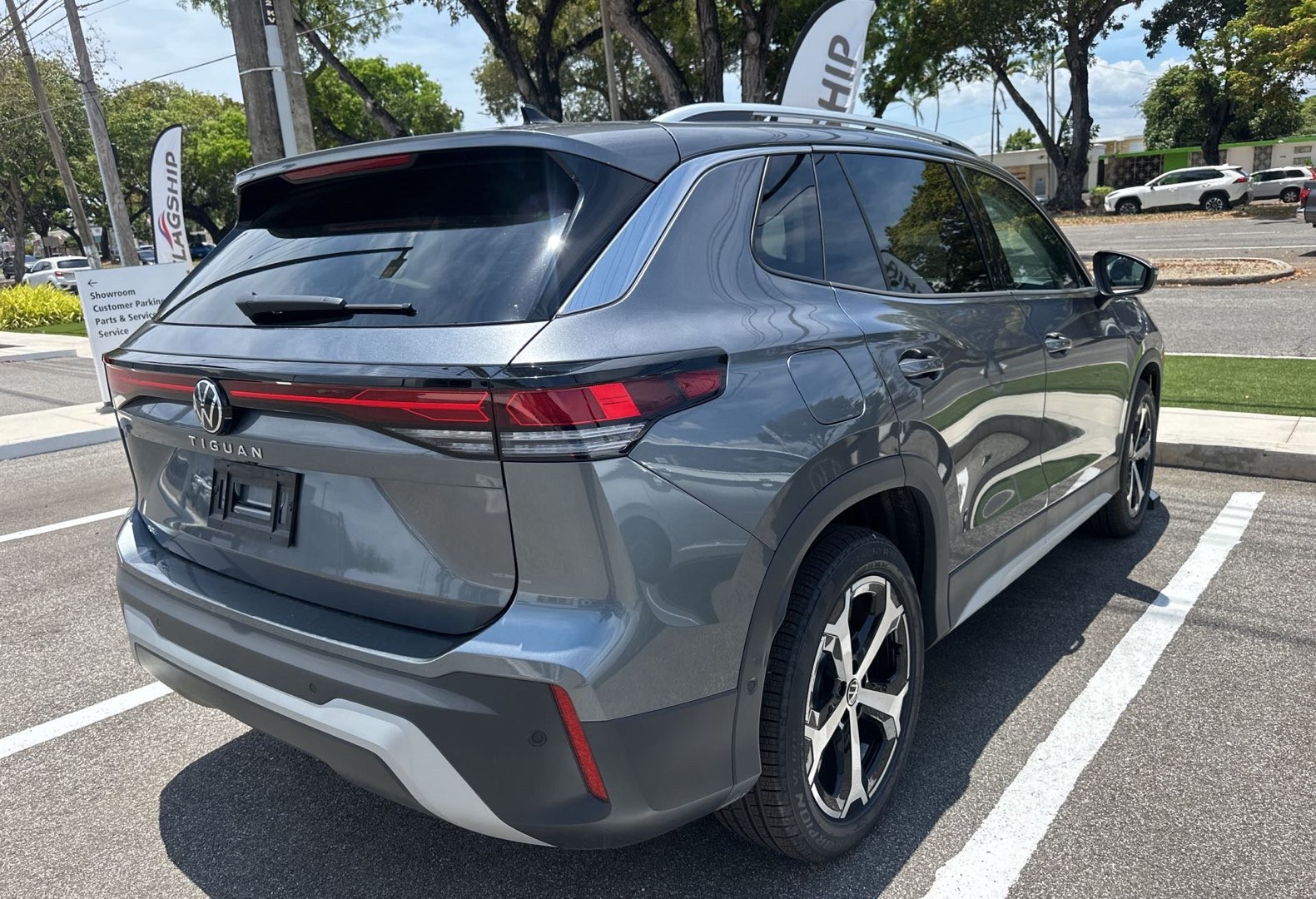 https://assets.dealerappcenter.com/dealergroups/336/vehicles/317258/EUGic0.jpg