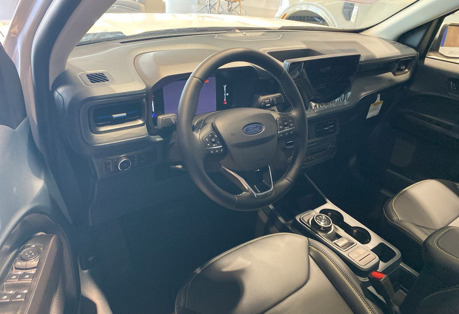 https://assets.dealerappcenter.com/dealergroups/336/vehicles/325043/LBfAnz.jpg
