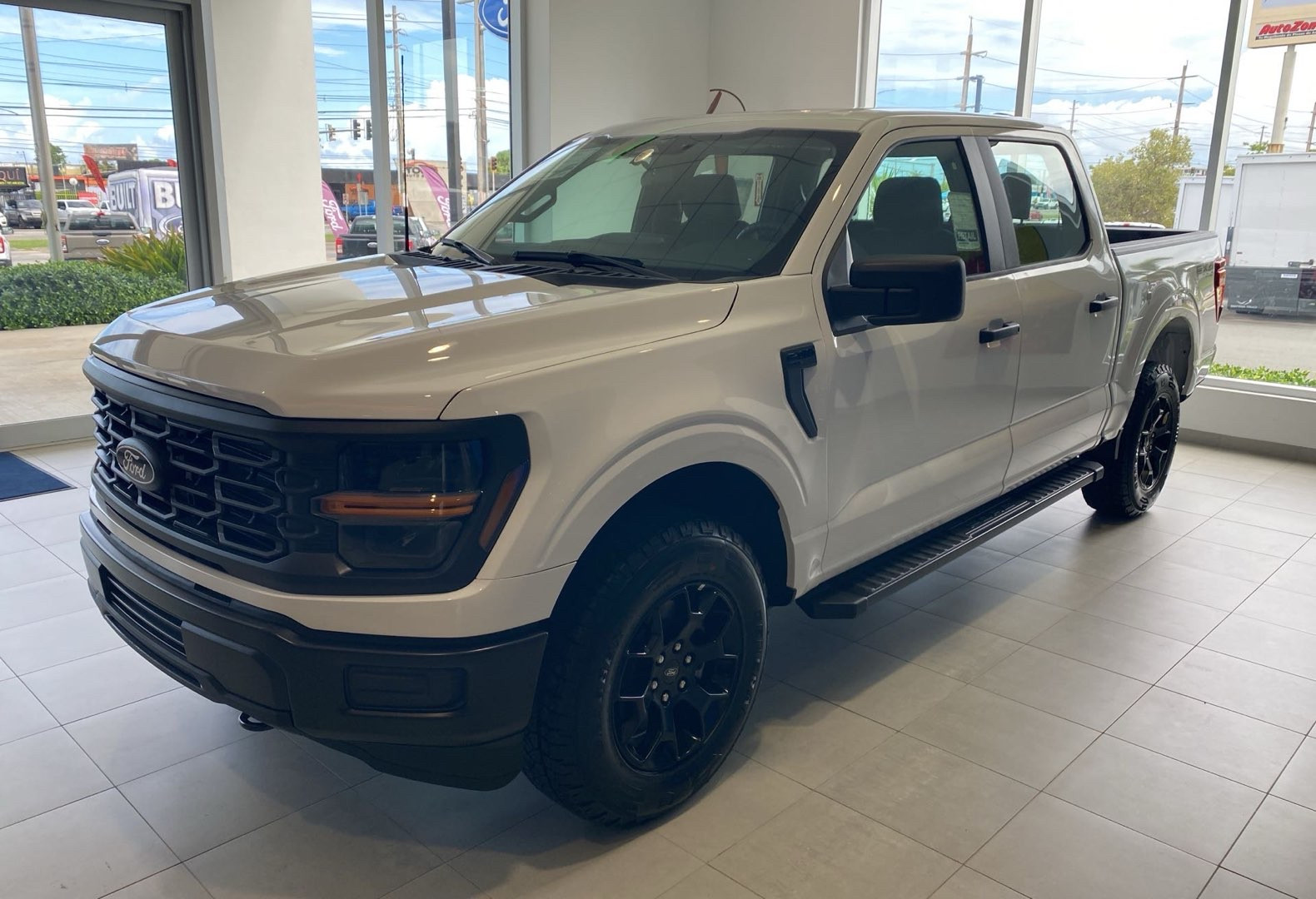 https://assets.dealerappcenter.com/dealergroups/336/vehicles/325134/qR4lkW.jpg