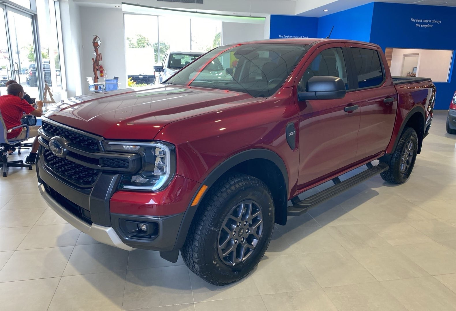 https://assets.dealerappcenter.com/dealergroups/336/vehicles/325135/8FVUxj.jpg