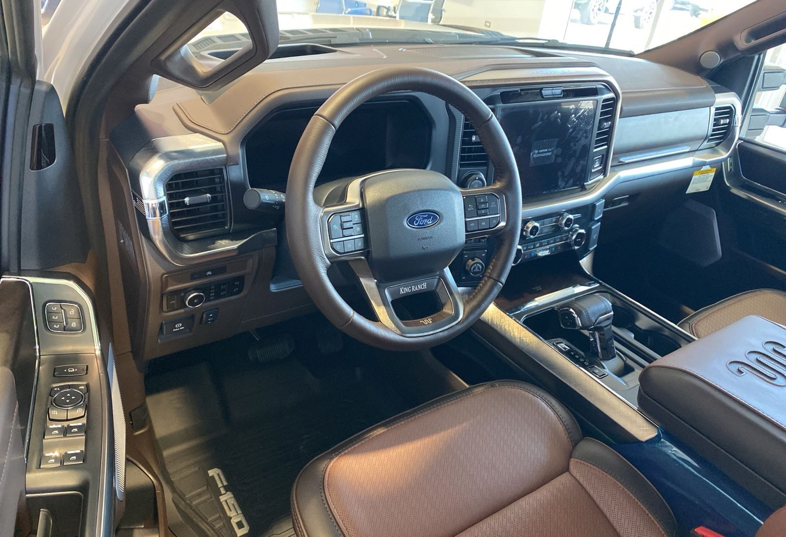 https://assets.dealerappcenter.com/dealergroups/336/vehicles/333208/43HzoY.jpg