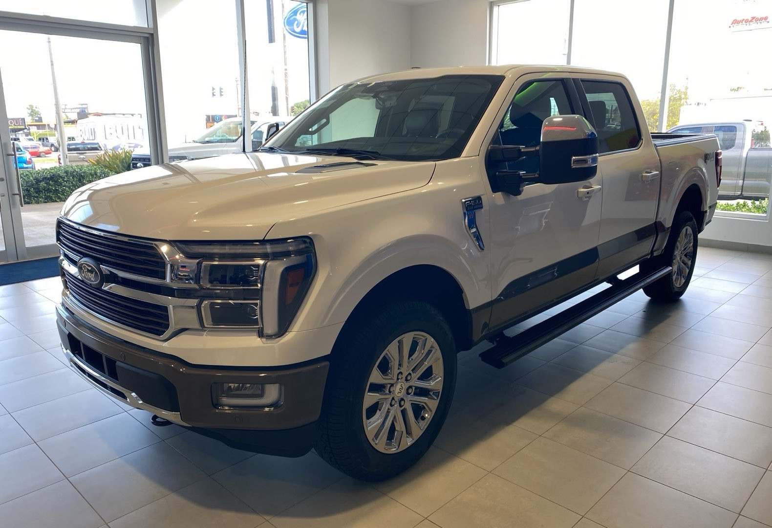 https://assets.dealerappcenter.com/dealergroups/336/vehicles/333208/I1svh6.jpg