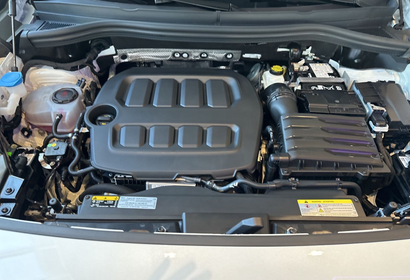 https://assets.dealerappcenter.com/dealergroups/336/vehicles/336824/rVhzTv.jpg