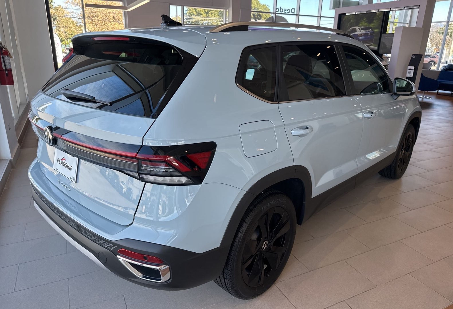 https://assets.dealerappcenter.com/dealergroups/336/vehicles/336825/28YqZK.jpg
