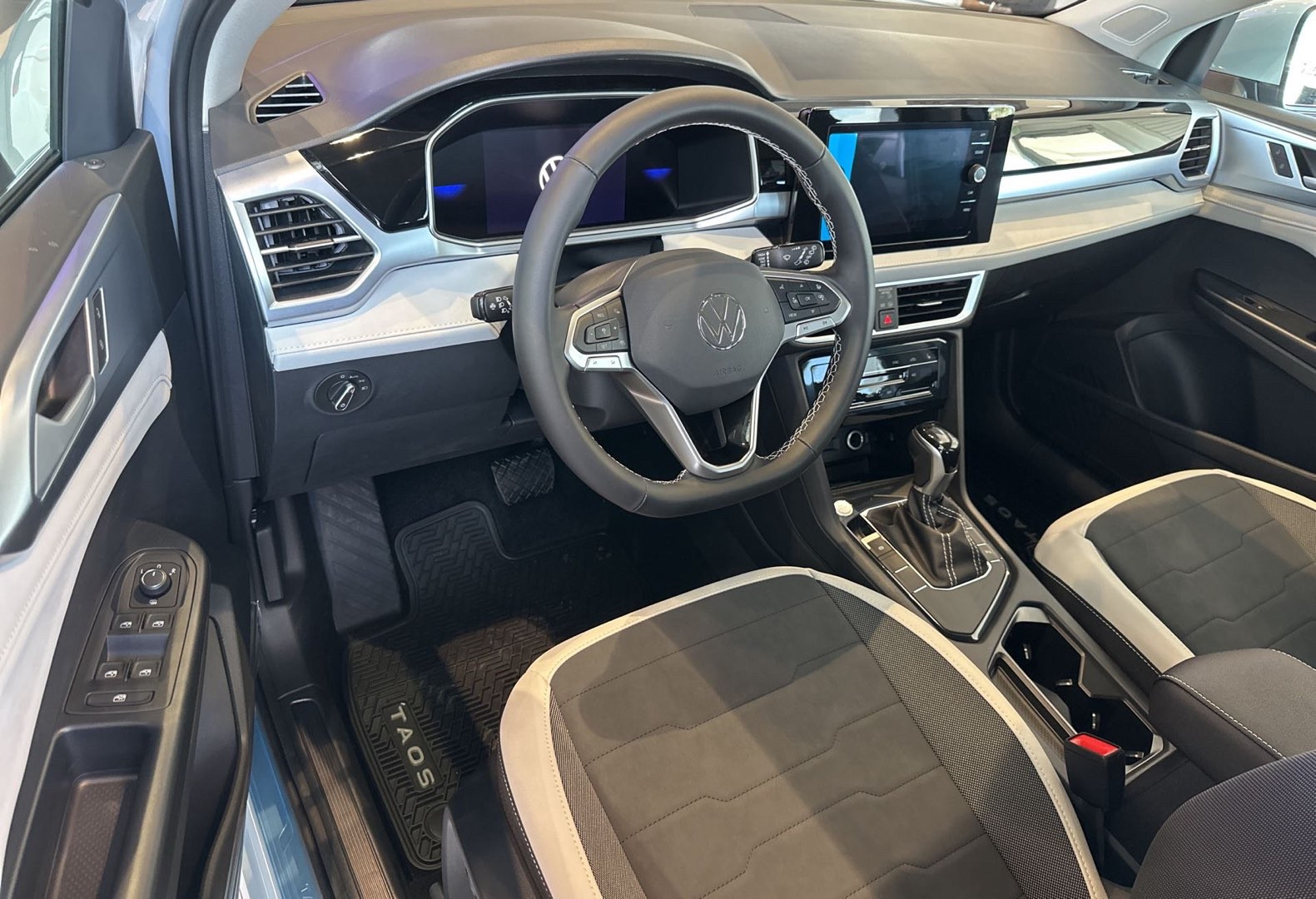 https://assets.dealerappcenter.com/dealergroups/336/vehicles/336825/H0GN2Z.jpg