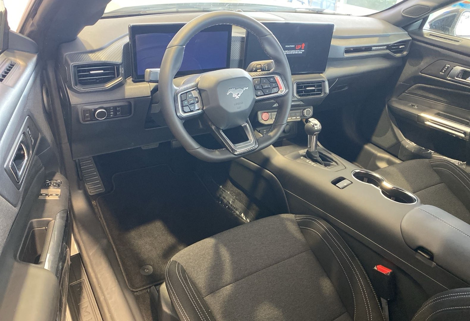 https://assets.dealerappcenter.com/dealergroups/336/vehicles/337557/VvUgEz.jpg