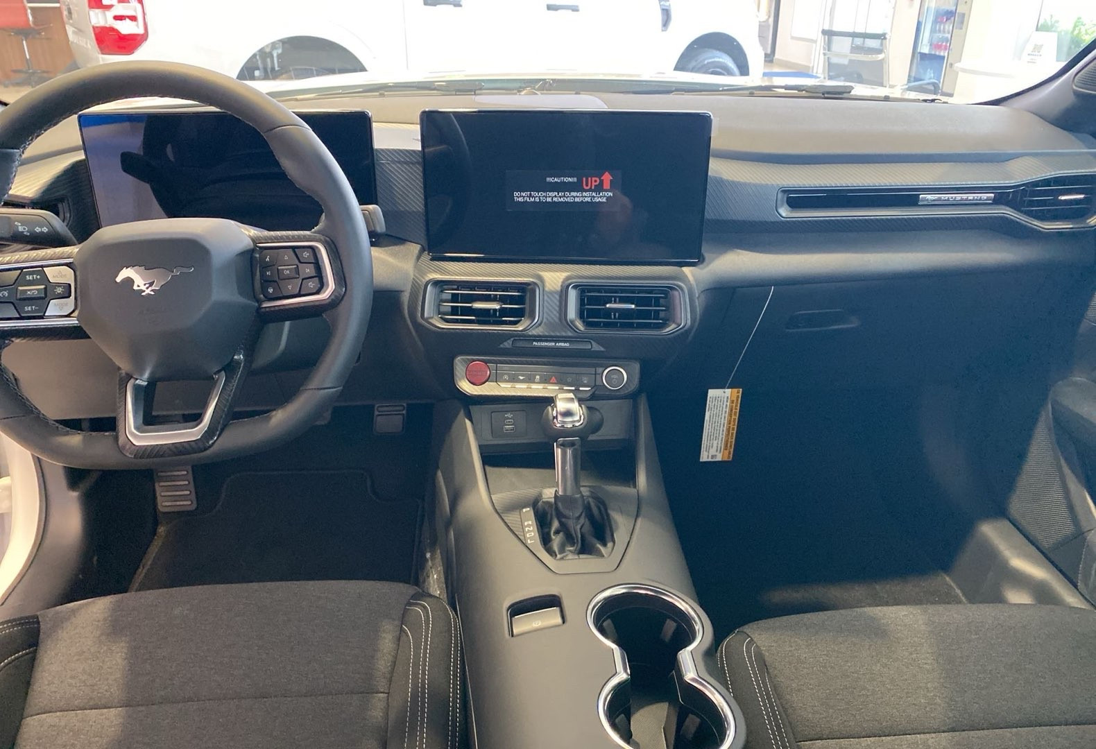 https://assets.dealerappcenter.com/dealergroups/336/vehicles/337557/yT2jXE.jpg