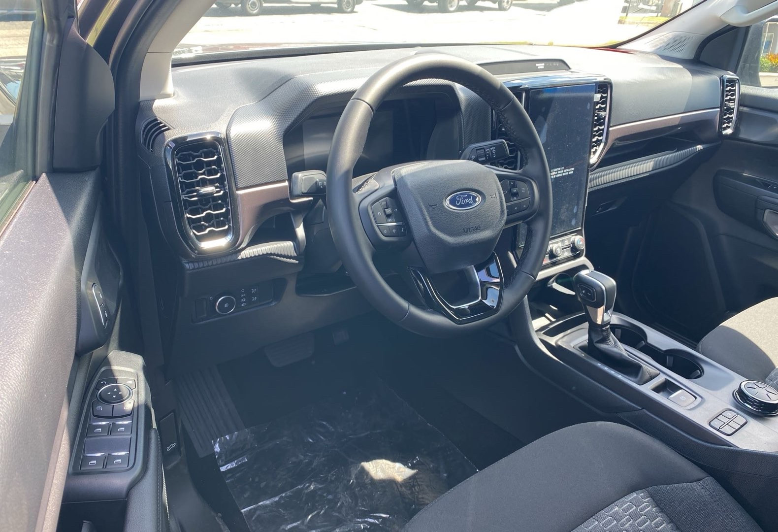 https://assets.dealerappcenter.com/dealergroups/336/vehicles/337559/I4rhjt.jpg