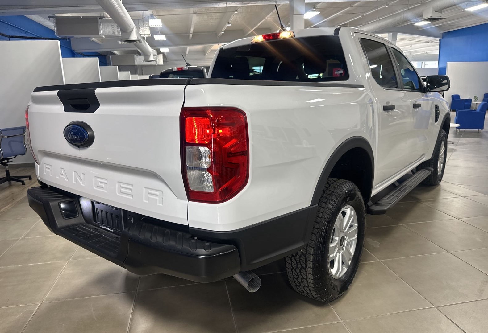 https://assets.dealerappcenter.com/dealergroups/336/vehicles/341313/tWhGMw.jpg