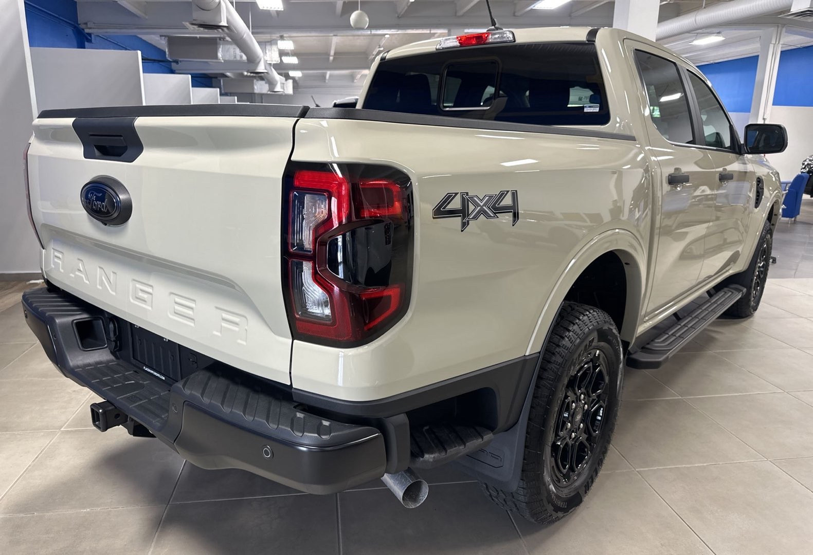 https://assets.dealerappcenter.com/dealergroups/336/vehicles/341315/XqxCQ1.jpg