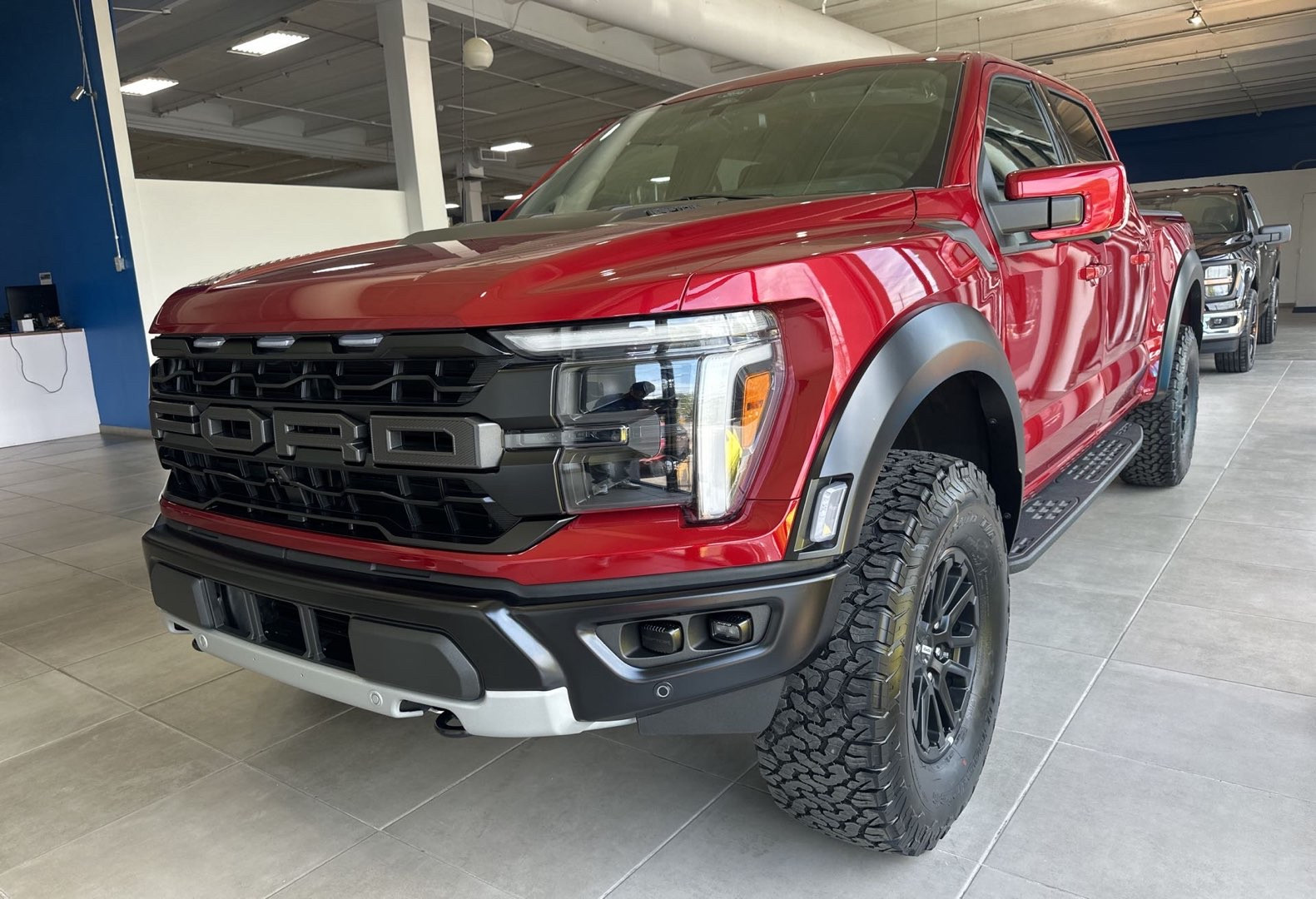 https://assets.dealerappcenter.com/dealergroups/336/vehicles/341323/3O2nC2.jpg