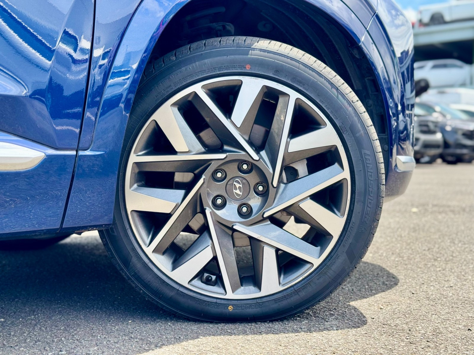 https://assets.dealerappcenter.com/dealergroups/336/vehicles/341387/sZu5aC.jpg