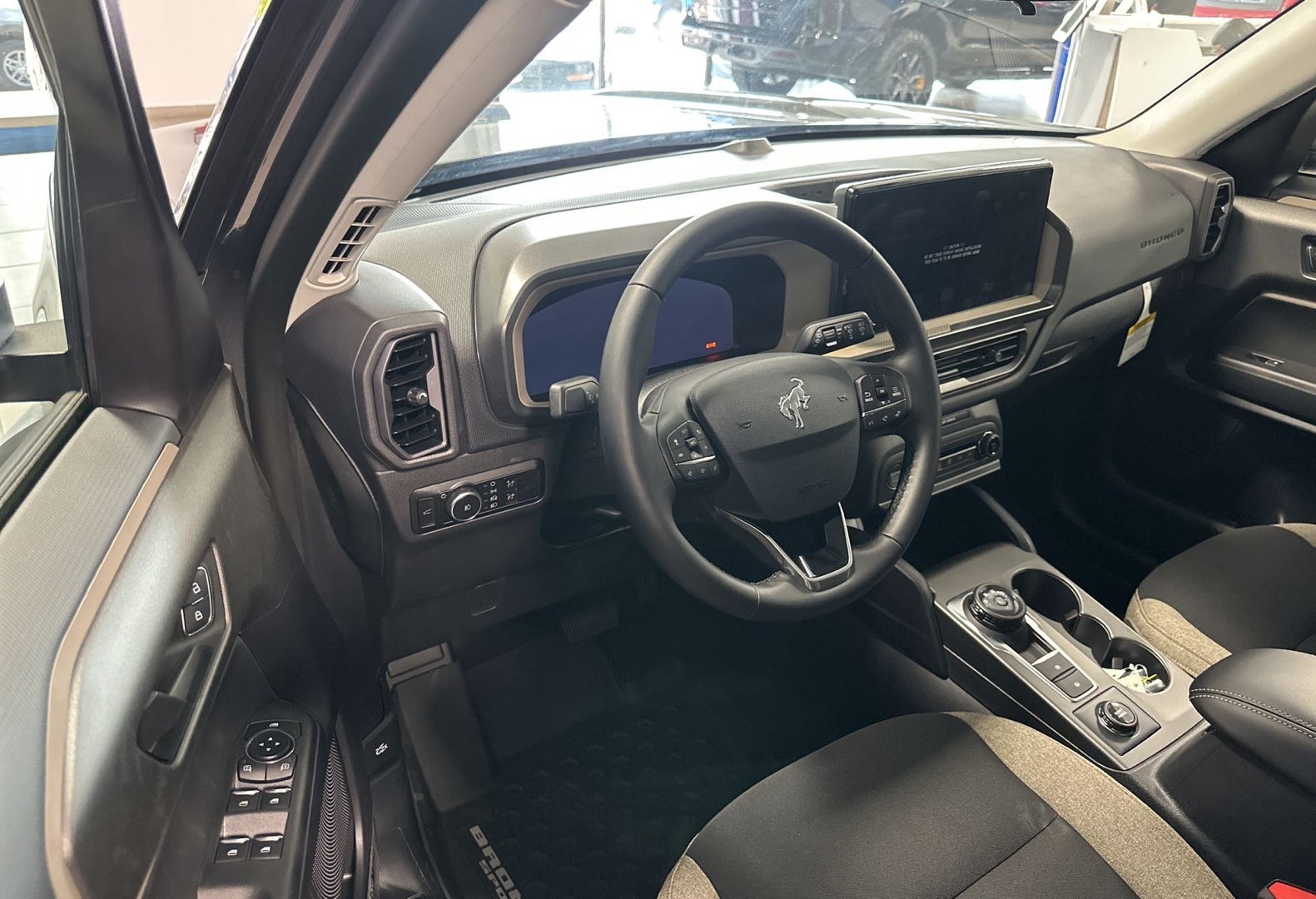 https://assets.dealerappcenter.com/dealergroups/336/vehicles/344029/FjZl5Z.jpg