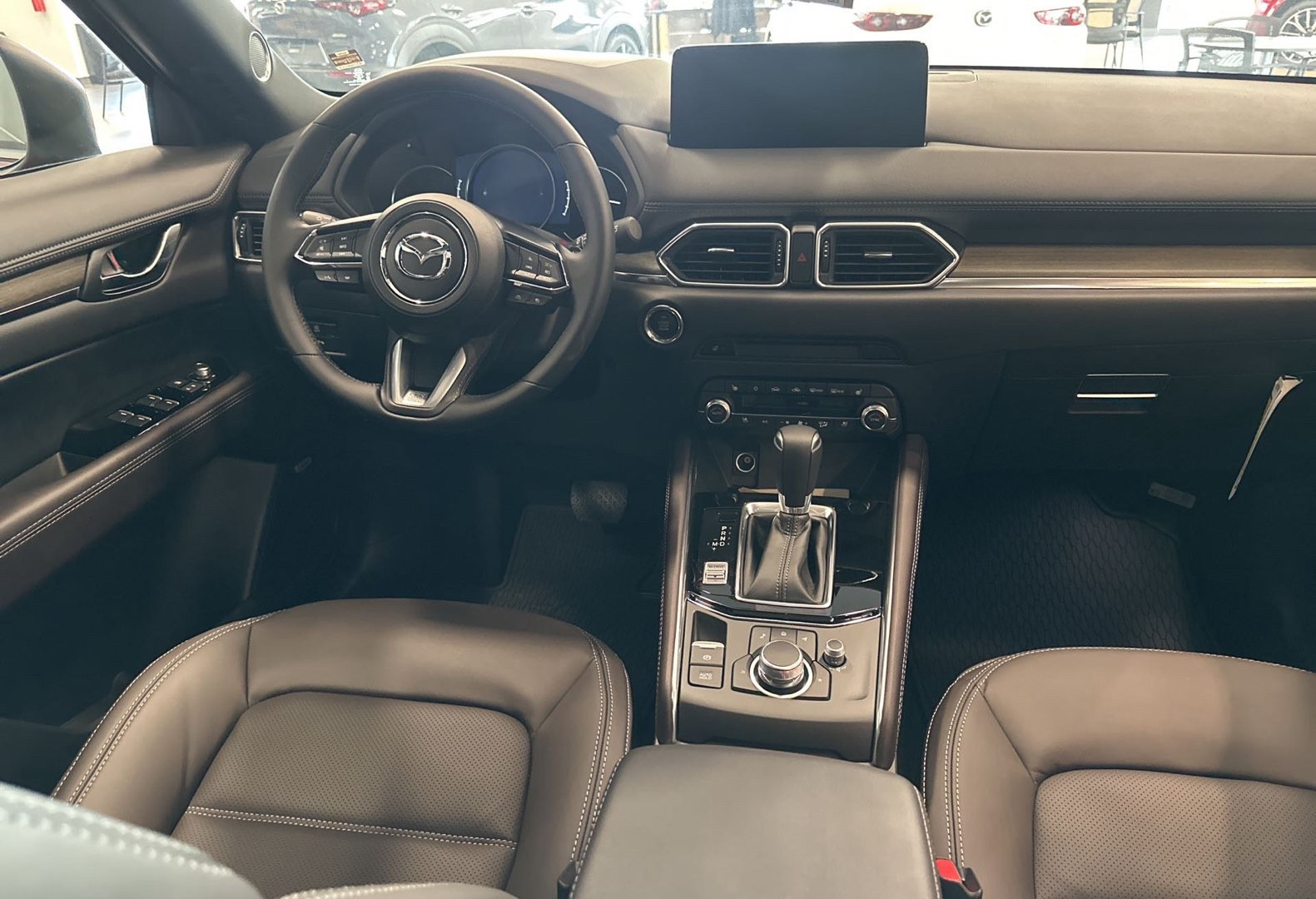 https://assets.dealerappcenter.com/dealergroups/336/vehicles/344162/Y0Z3iI.jpg