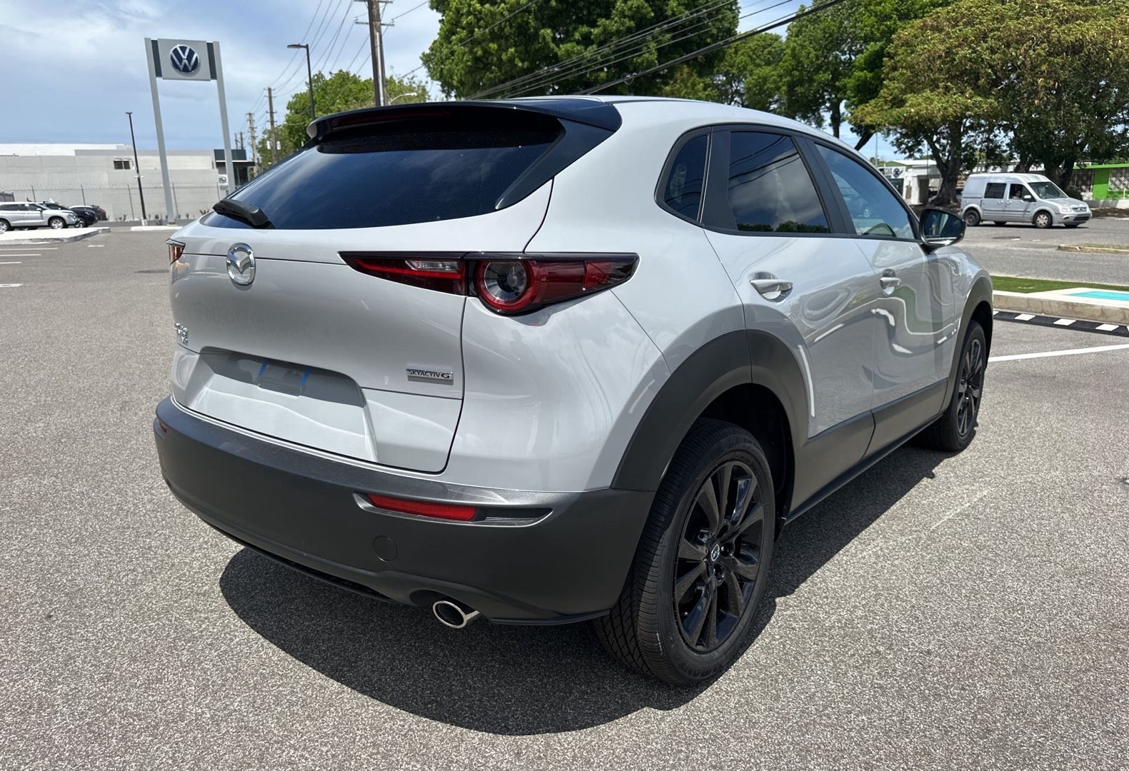 https://assets.dealerappcenter.com/dealergroups/336/vehicles/344183/sgqLmD.jpg