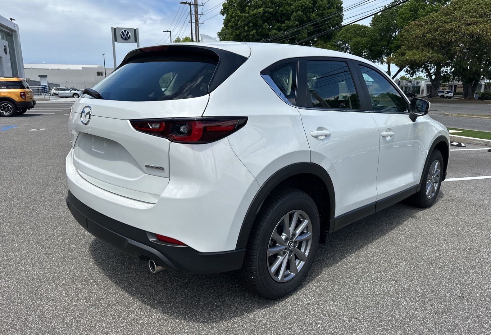 https://assets.dealerappcenter.com/dealergroups/336/vehicles/344184/O58WBk.jpg