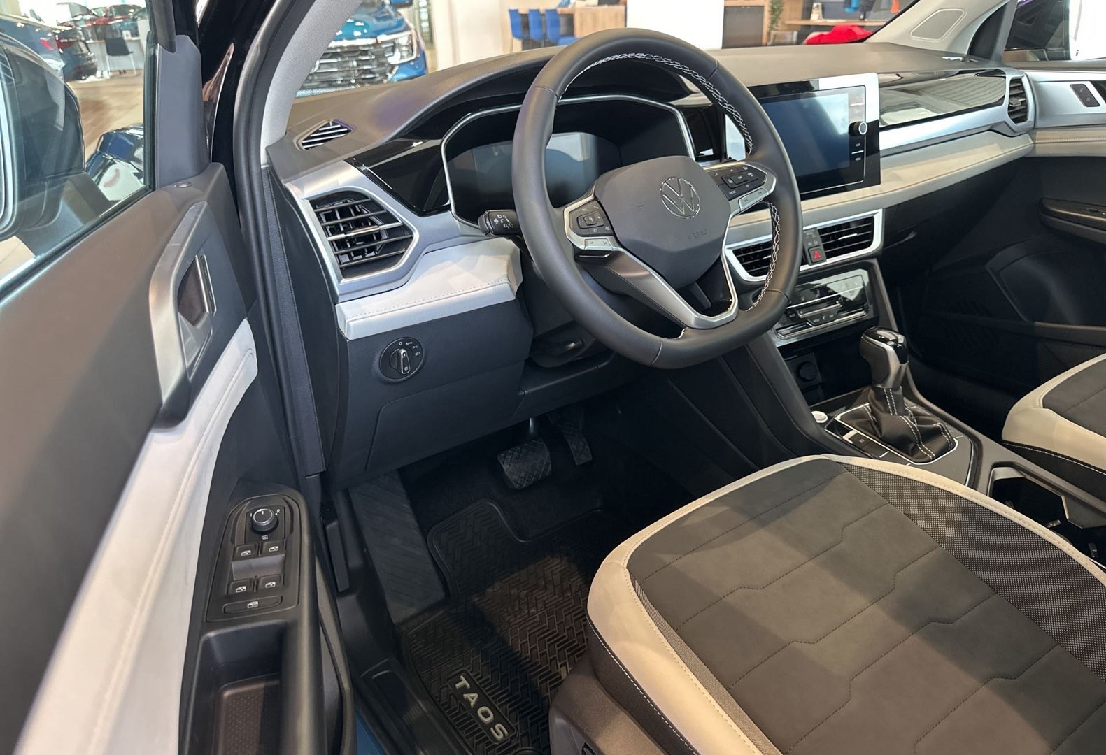 https://assets.dealerappcenter.com/dealergroups/336/vehicles/344186/JHW4lS.jpg