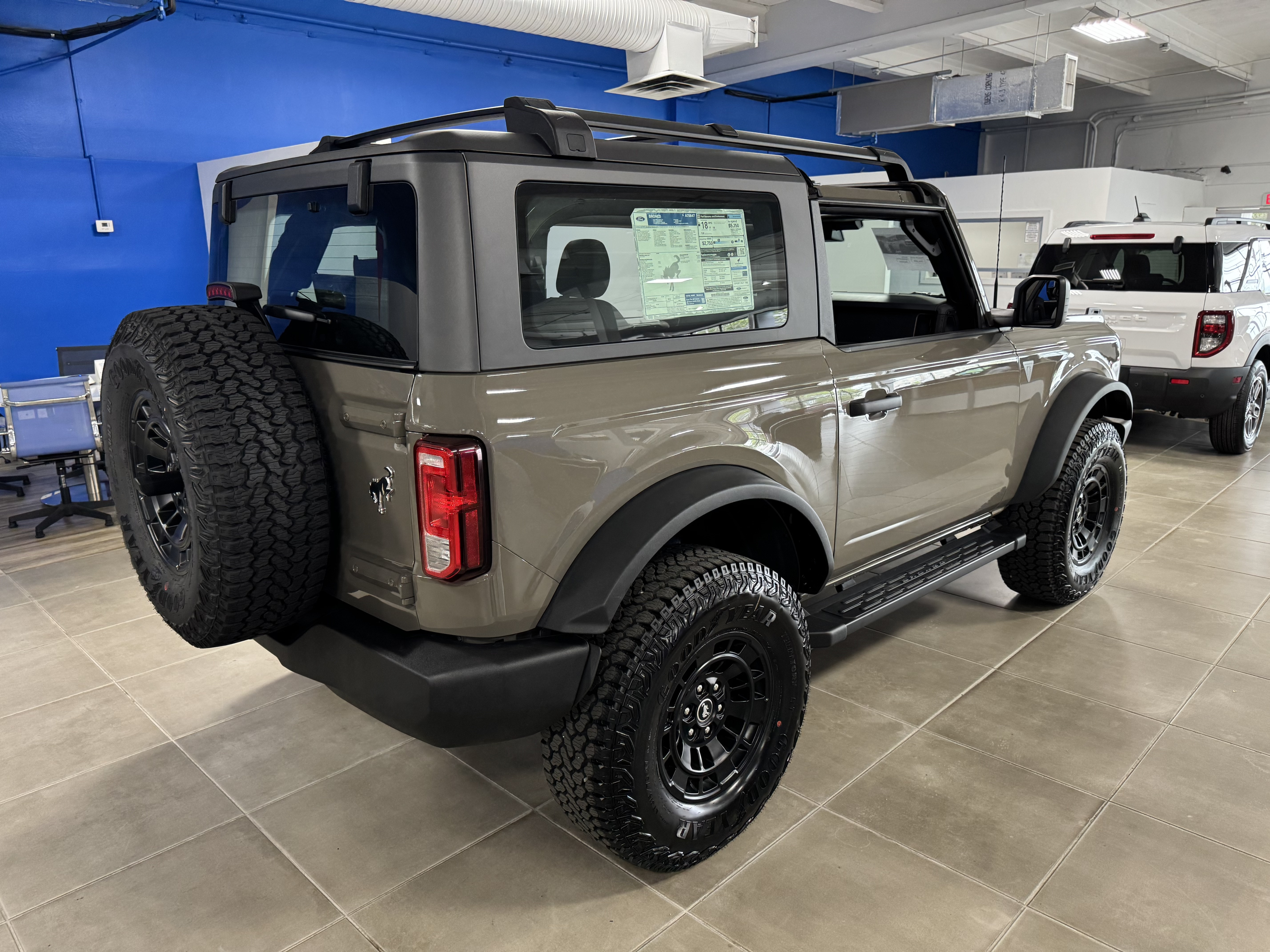 https://assets.dealerappcenter.com/dealergroups/336/vehicles/348693/opkRTK.jpg
