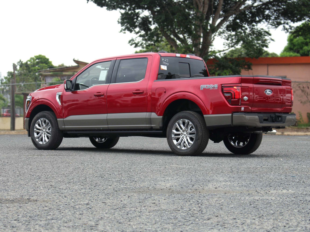 https://assets.dealerappcenter.com/dealergroups/338/vehicles/309643/8aghId.JPG
