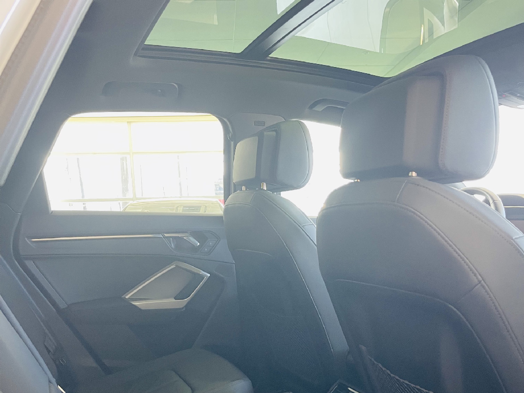 https://assets.dealerappcenter.com/dealergroups/339/vehicles/287094/pytOY7.png