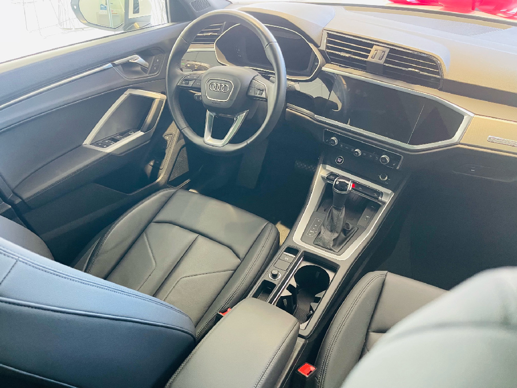 https://assets.dealerappcenter.com/dealergroups/339/vehicles/287094/vn7TMk.png