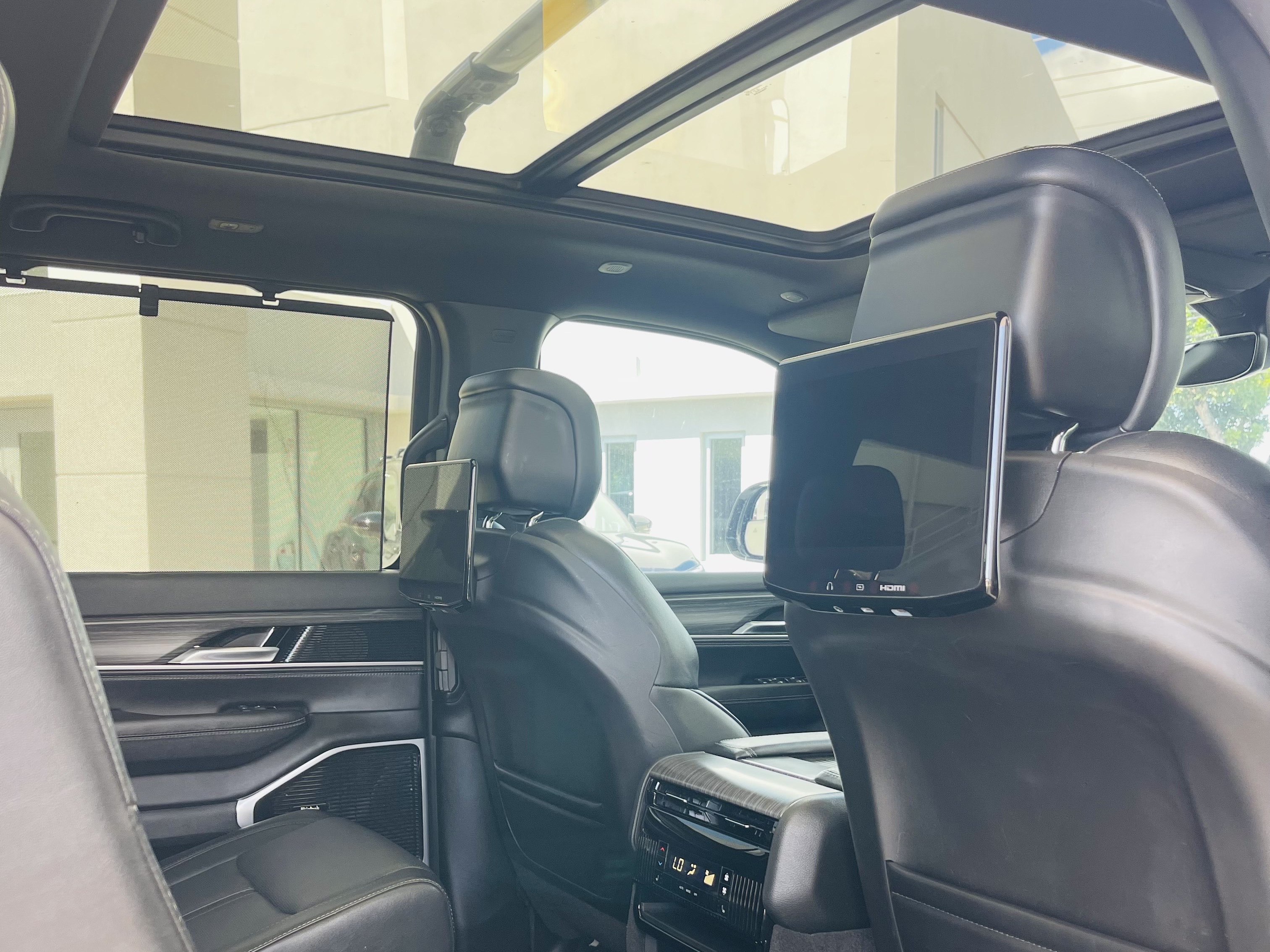 https://assets.dealerappcenter.com/dealergroups/339/vehicles/317961/UPmC8w.jpg