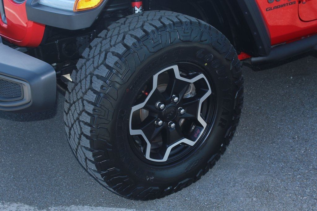 https://assets.dealerappcenter.com/dealergroups/344/vehicles/131945/0O4GNn.png