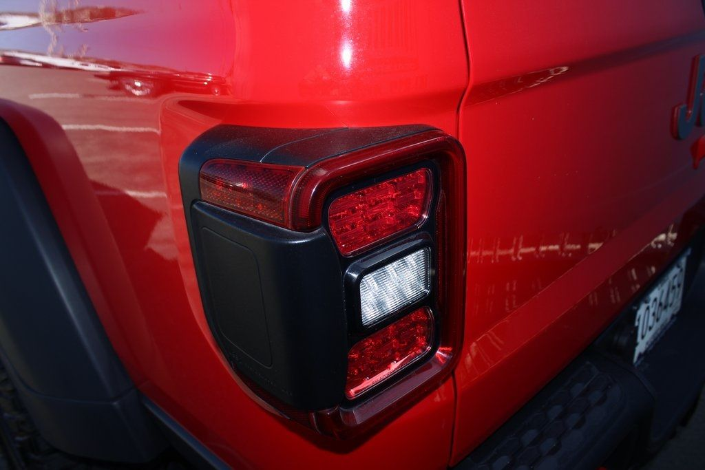 https://assets.dealerappcenter.com/dealergroups/344/vehicles/131945/Ur6BNh.png