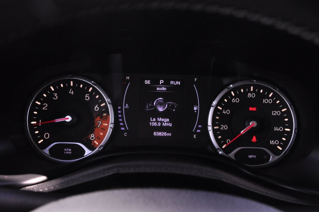 https://assets.dealerappcenter.com/dealergroups/344/vehicles/70300/g6dkkI.jpg