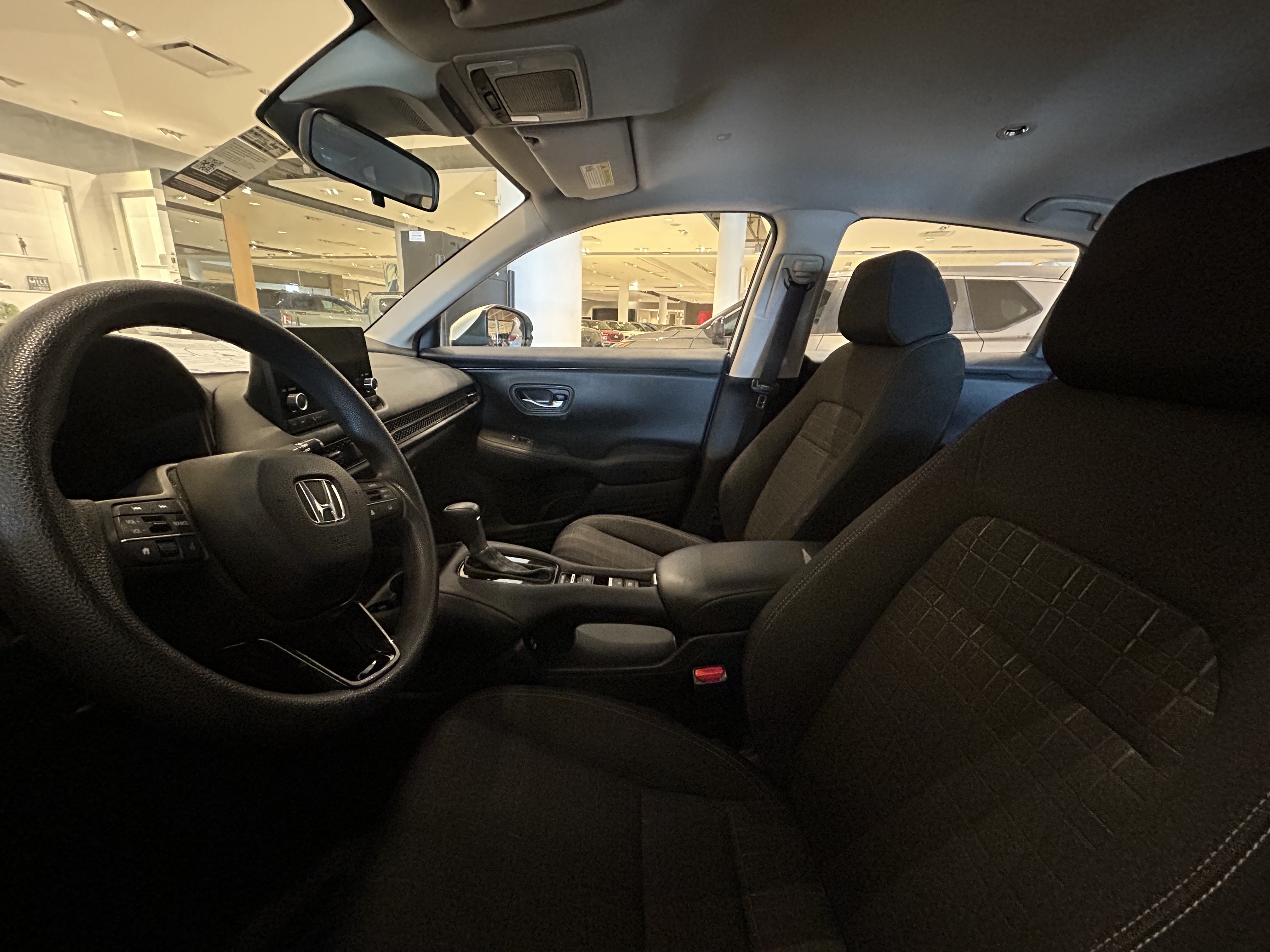 https://assets.dealerappcenter.com/dealergroups/348/vehicles/329271/uNIcGt.jpg