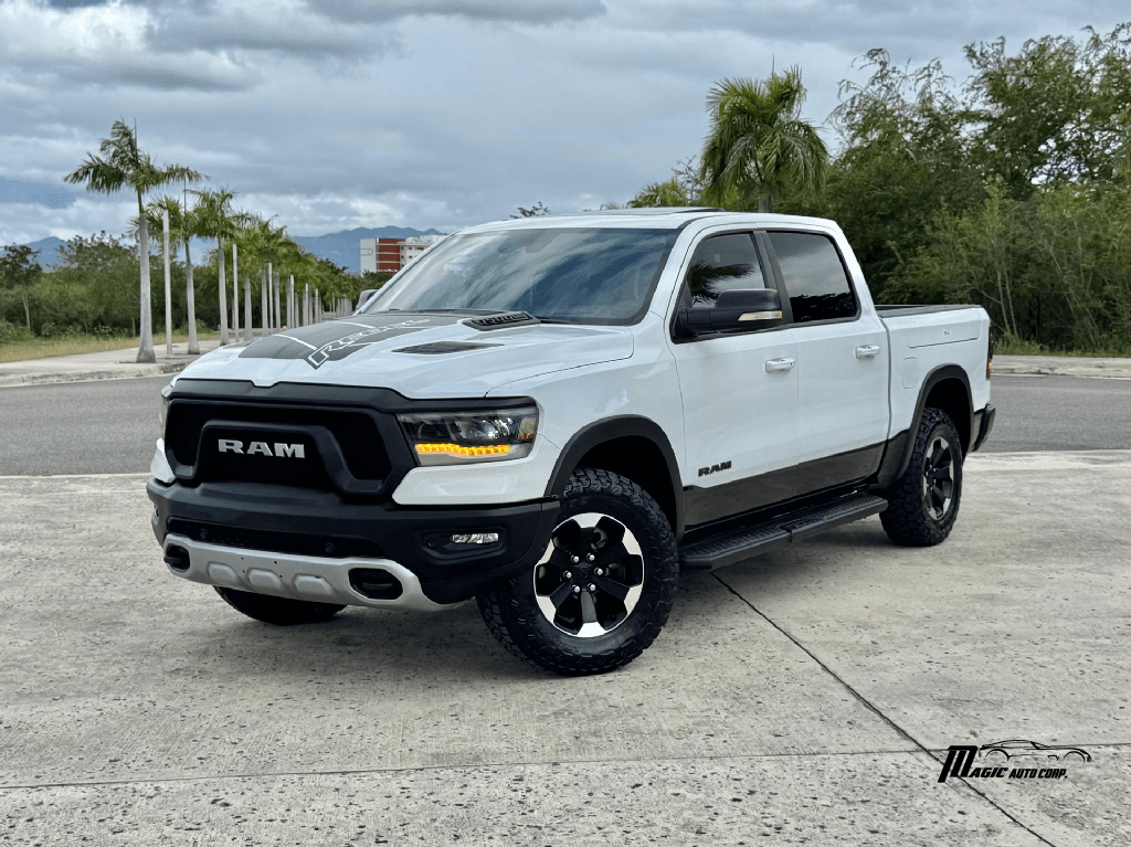 https://assets.dealerappcenter.com/dealergroups/351/vehicles/279627/QrZRcs.png