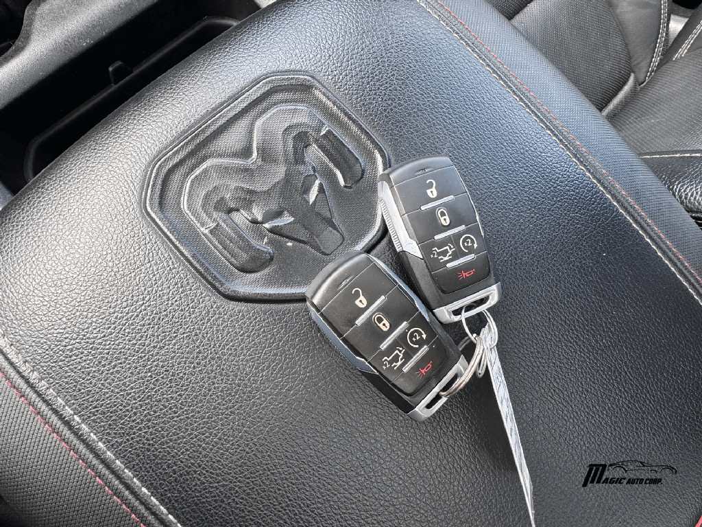 https://assets.dealerappcenter.com/dealergroups/351/vehicles/279627/pNVyN9.png