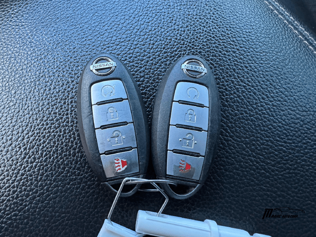 https://assets.dealerappcenter.com/dealergroups/351/vehicles/280050/EeKkag.png