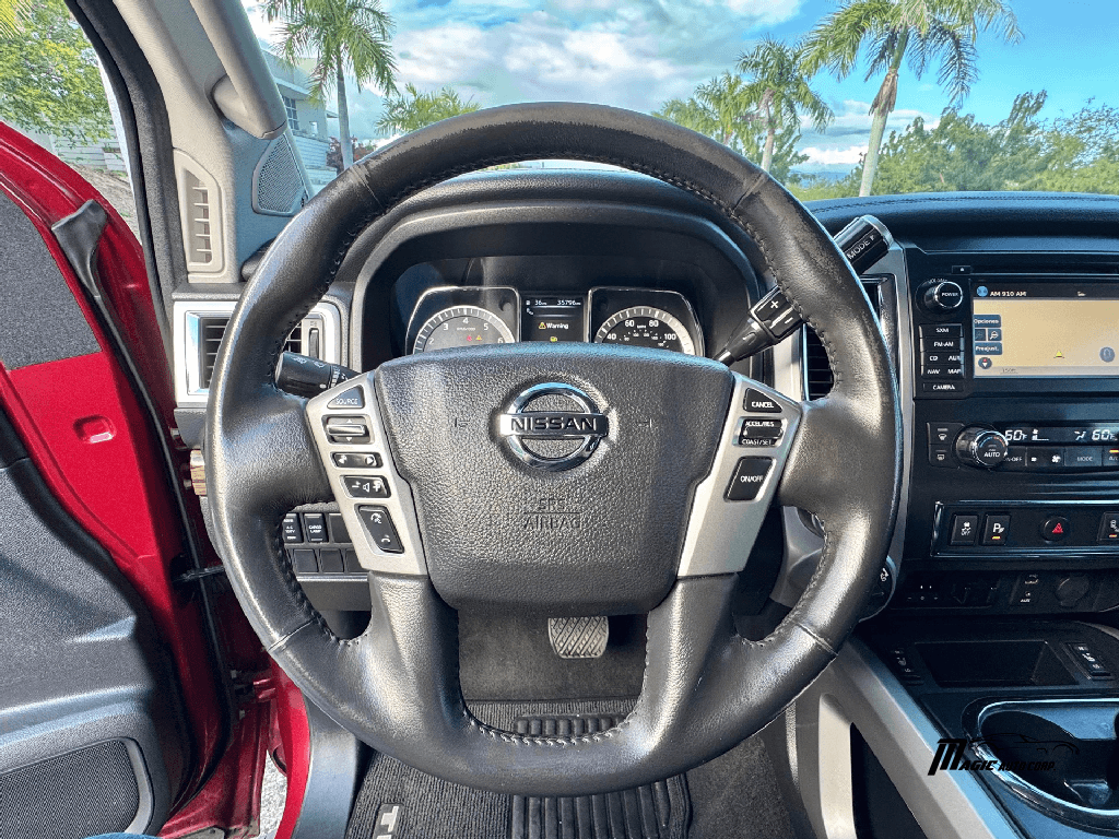 https://assets.dealerappcenter.com/dealergroups/351/vehicles/280050/XvyA9g.png