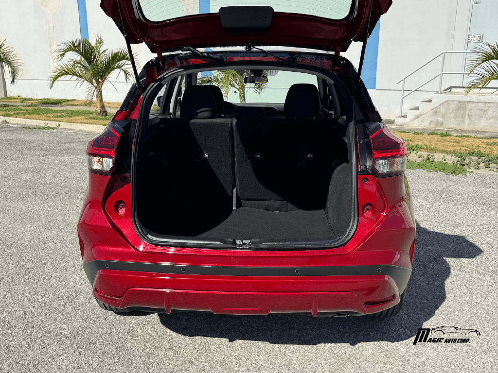 https://assets.dealerappcenter.com/dealergroups/351/vehicles/281411/gU9LnW.png