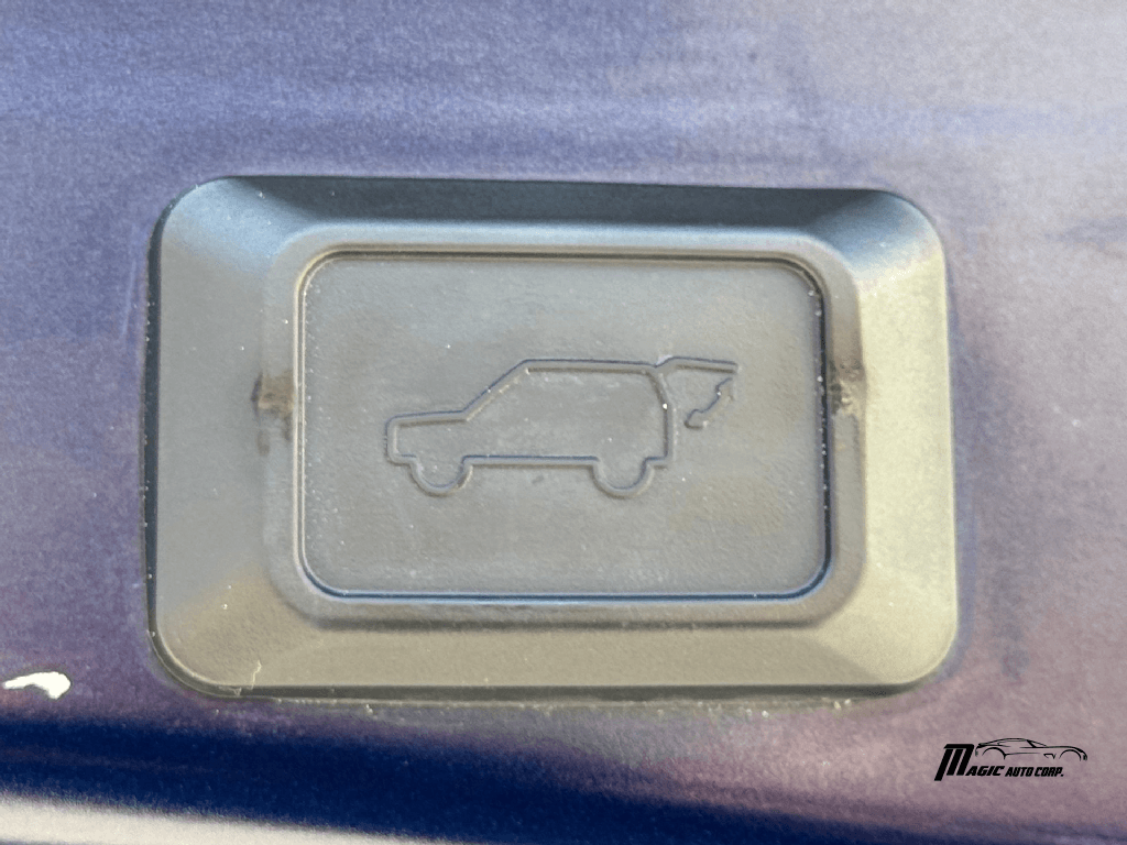 https://assets.dealerappcenter.com/dealergroups/351/vehicles/281412/3L0p6b.png