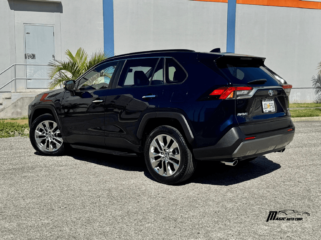 https://assets.dealerappcenter.com/dealergroups/351/vehicles/281412/Yp4ymo.png