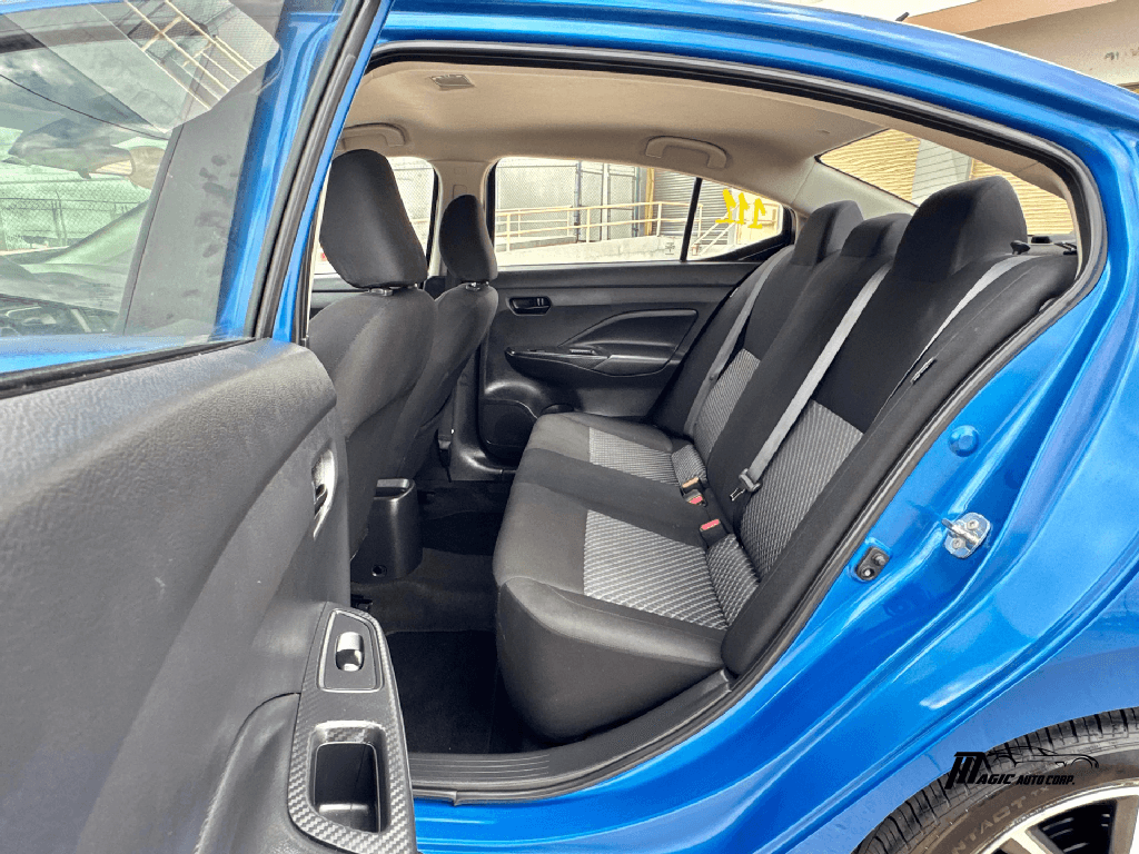 https://assets.dealerappcenter.com/dealergroups/351/vehicles/283087/3NTScy.png
