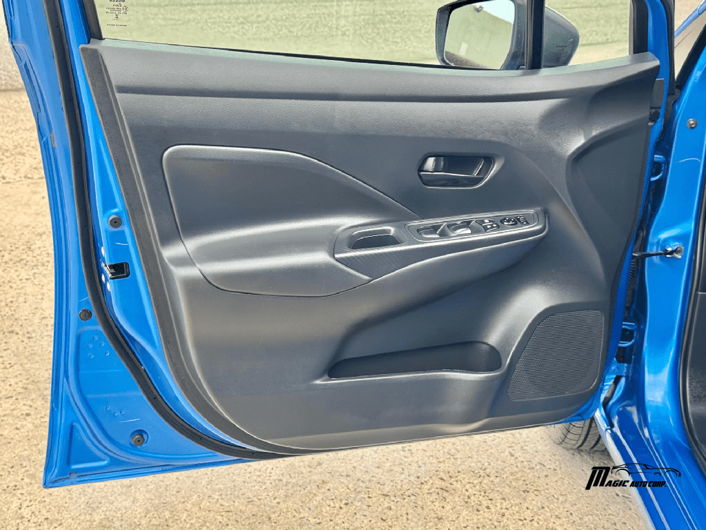 https://assets.dealerappcenter.com/dealergroups/351/vehicles/283087/j4yfnx.png